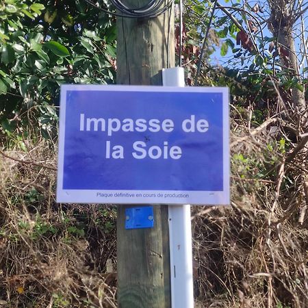 Chez Nono Et Vero Roussillon  Εξωτερικό φωτογραφία