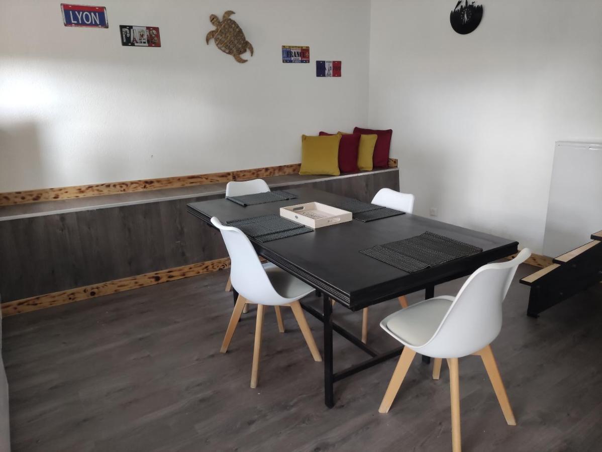 Chez Nono Et Vero Roussillon  Εξωτερικό φωτογραφία
